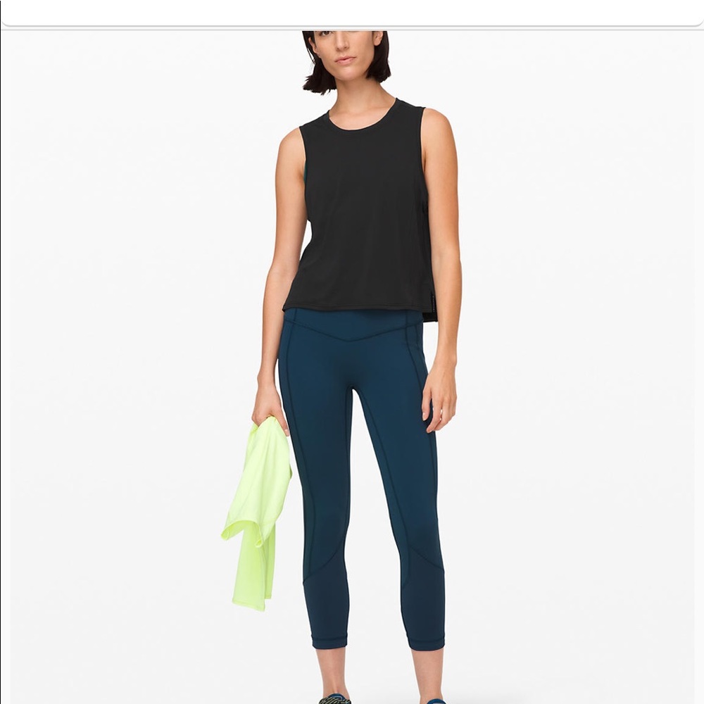 Lululemon Train To Be Tank Size: Small